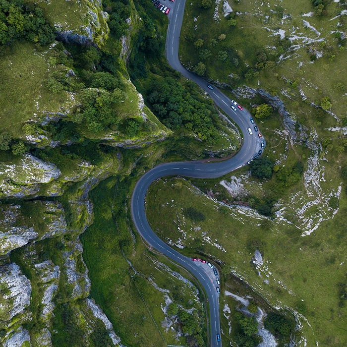 Winding road | CSR | Corporate Social Responsibility | Horizons